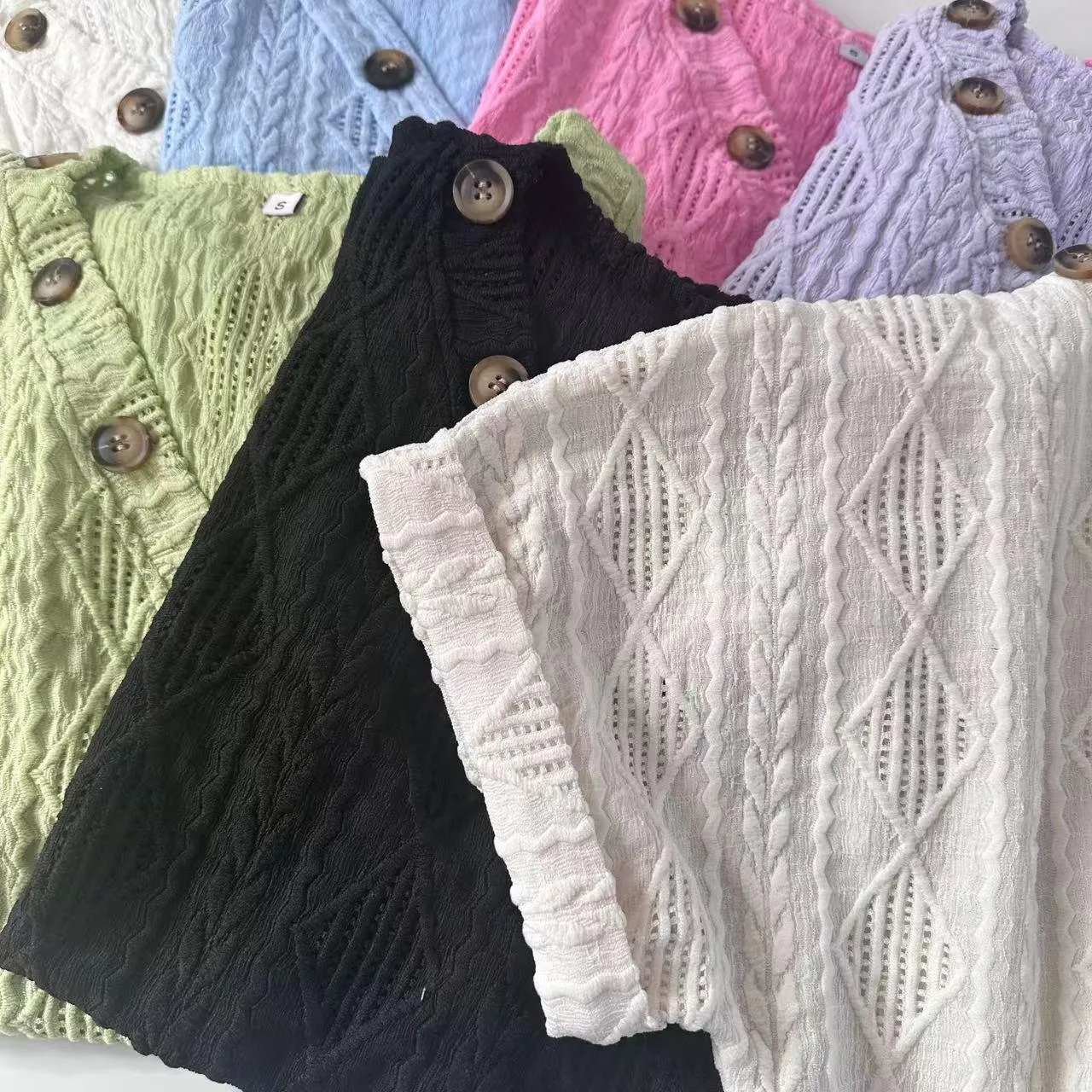 Button V-Neck Jacquard Short Sleeve Shirt