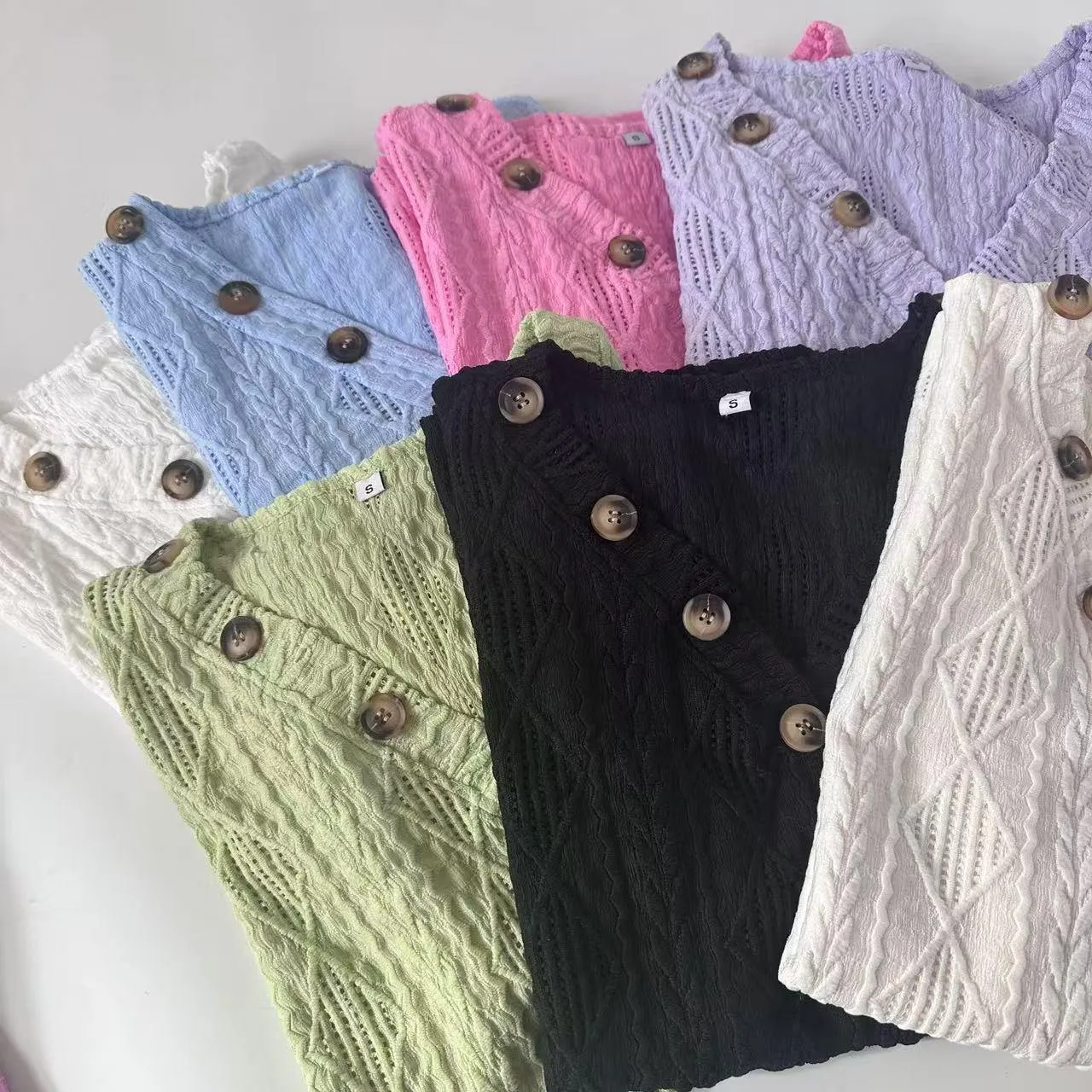Button V-Neck Jacquard Short Sleeve Shirt