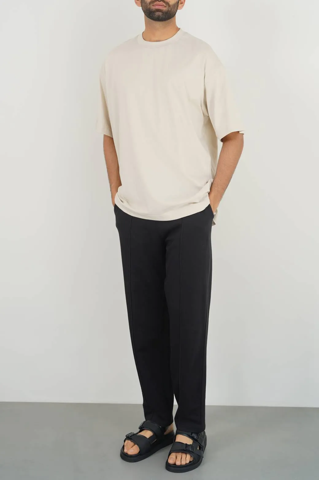 LOOSE FIT T-SHIRT