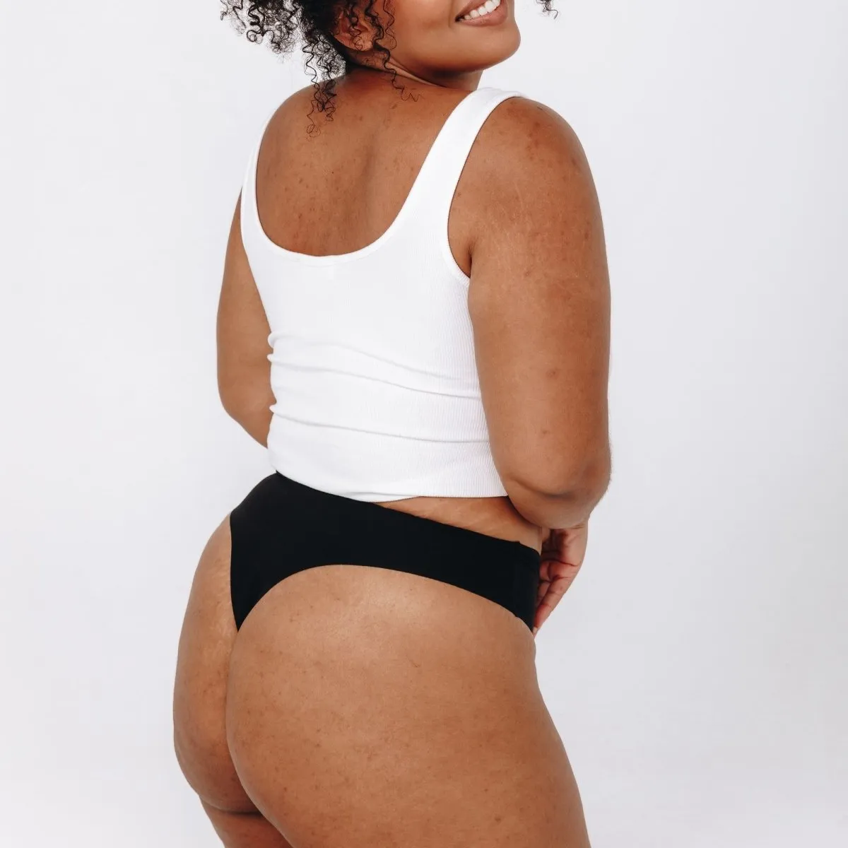 Mid-Rise Thong - Seamless Cotton - Black