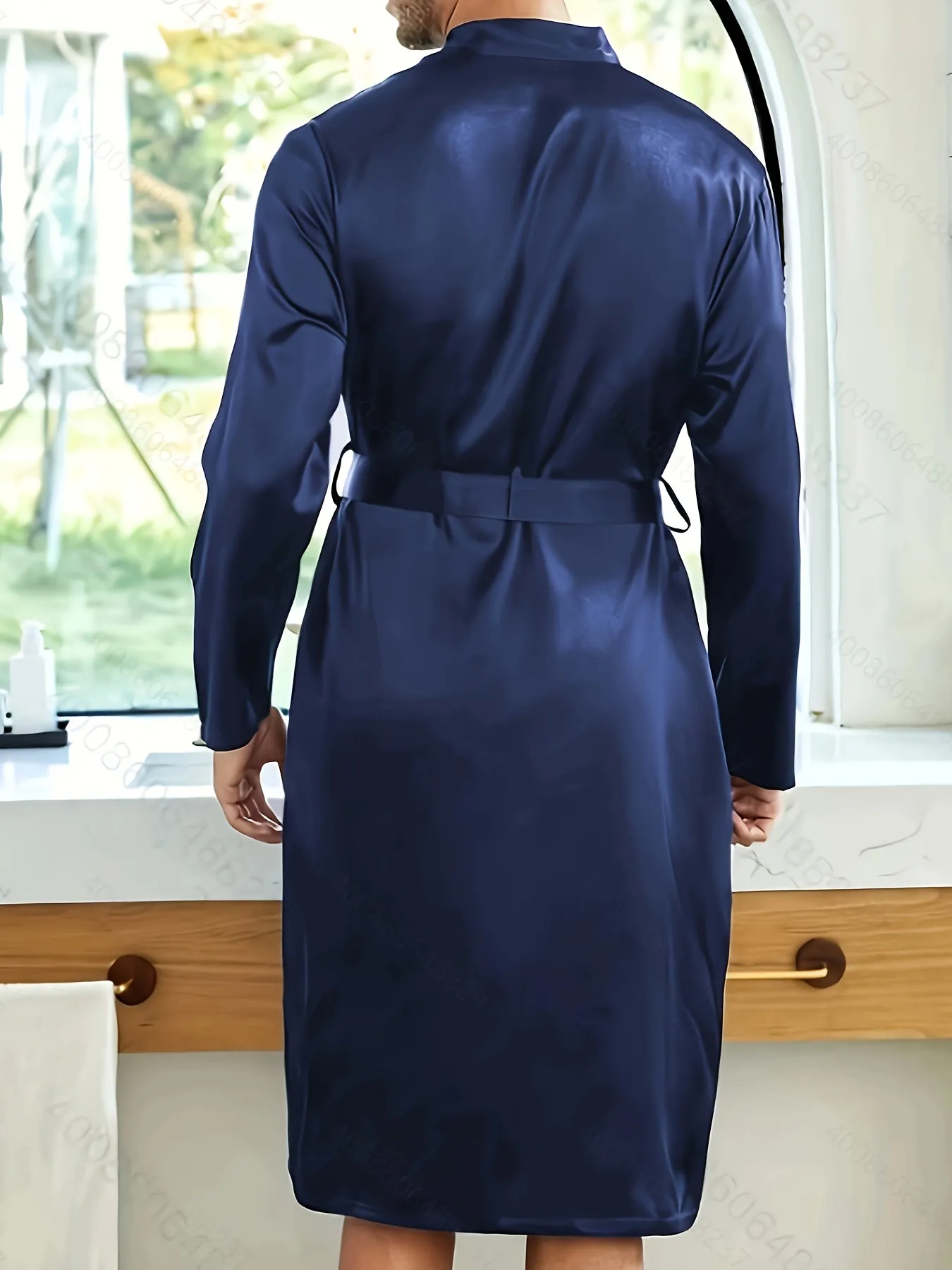 Plus-Size Lightweight V-Neck Bathrobe - Soft Polyester, Comfortable, Gentle, Simple, and Machine Washable - Perfect for All Seasons